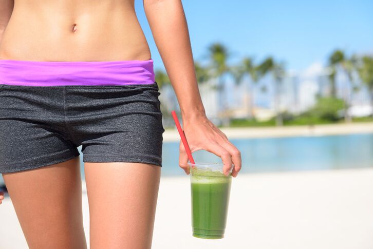 Trebuie să treceți la o dietă leneșă, bând smoothie-uri, sucuri proaspete
