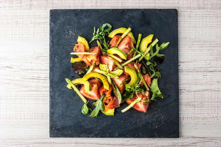 dieta keto leneșă include legume, grăsimi sănătoase