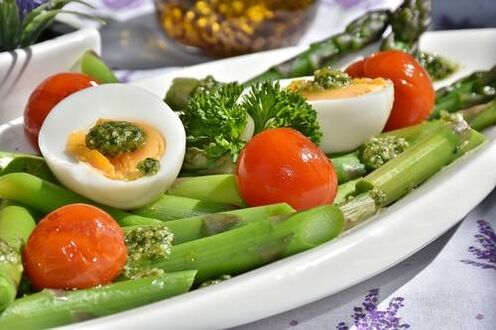 salata de oua pe dieta keto